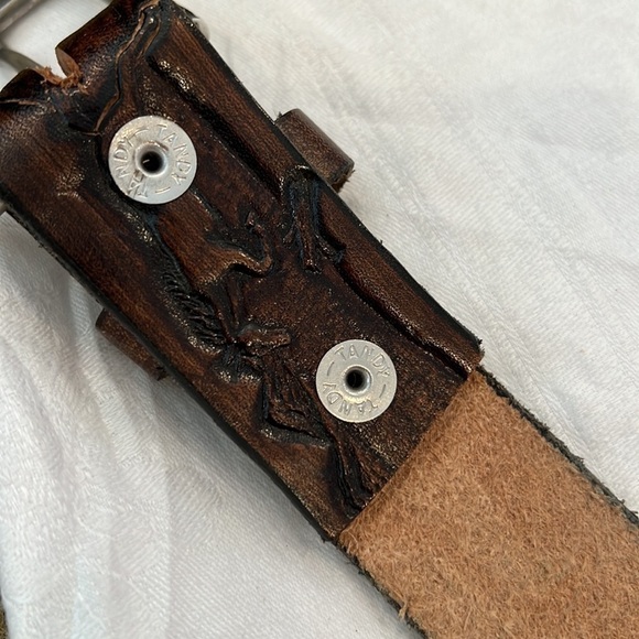 Handmade Leather Belt Horse Design - Picture 7 of 8